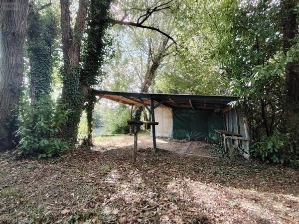 Achat - Terrain de loisirs, bois, étangs Naintré 86530 2050 m 2