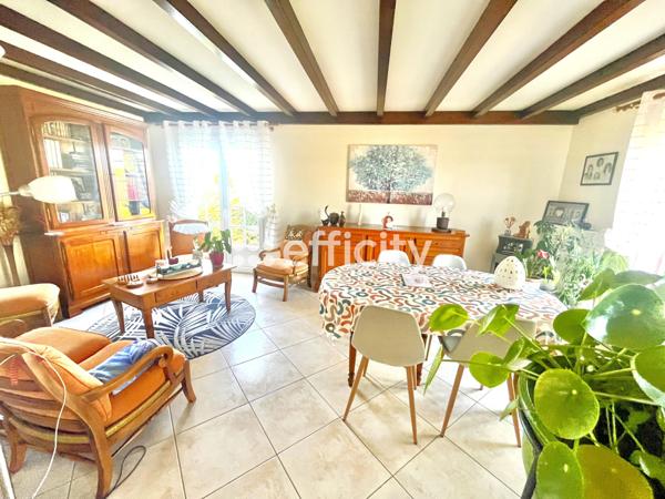 Maison 6 pièces - 125 m² Exclusivité efficity