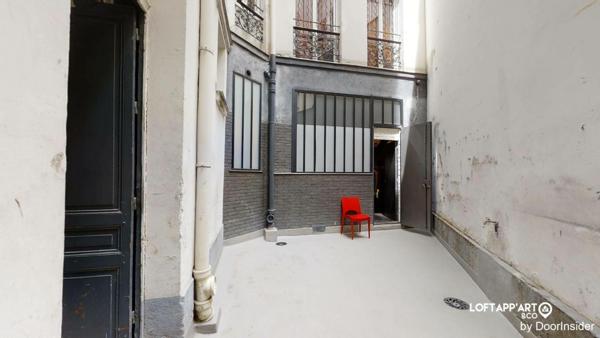 Superbe Loft équipé, avec sauna et cour-terrasse