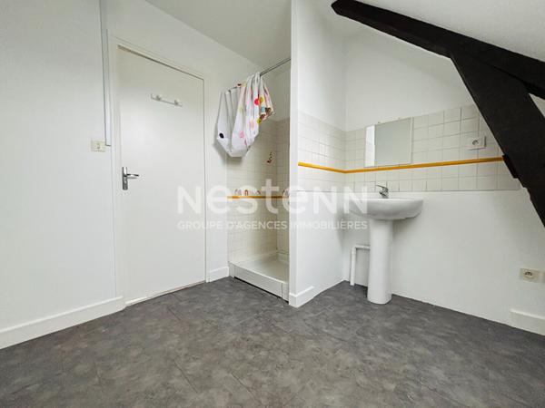 Maison de bourg a vendre à SEILHAC avec jardin