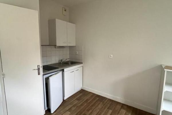 Location - Appartement 1 pièces 18 m 2 LE MANS (72000)