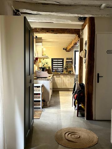 Charmante maison de village entièrement restaurée, 5 pièces, 3 chambres, au coeur du triangle Saint-Clar / Fleurance / Lectoure