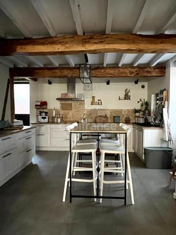 Charmante maison de village entièrement restaurée, 5 pièces, 3 chambres, au coeur du triangle Saint-Clar / Fleurance / Lectoure