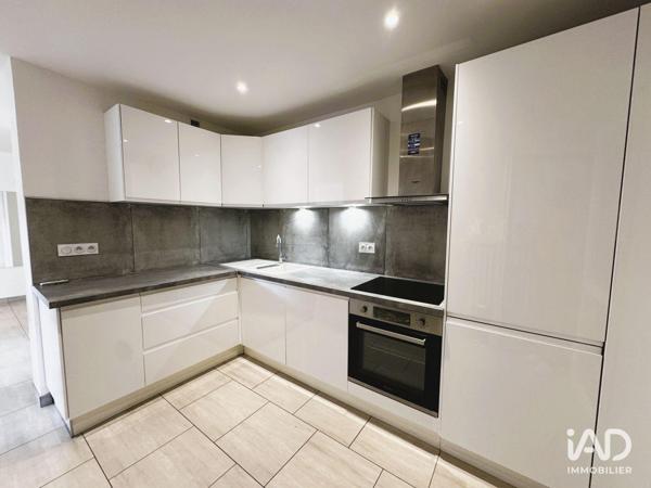 Appartement à vendre 3 pièces 77 m² Saint-Julien-en-Genevois