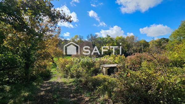 À Puyricard, vaste propriété au calme avec fort potentiel — cadre nature, à deux pas d’Aix-en-Provence.