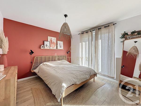 Appartement F3 Bis à vendre  3 pièces - 68,37 m2 NOISY LE GRAND - 93