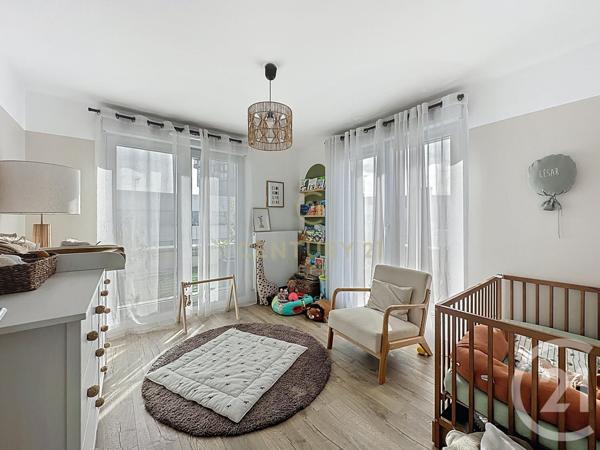 Appartement F3 Bis à vendre  3 pièces - 68,37 m2 NOISY LE GRAND - 93