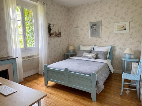 BELLE MAISON A RENOVER