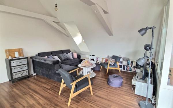 Appartement à vendre    4 pièces • 94 m2 Ensisheim