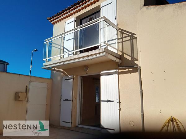 Maison à vendre en plein centre de Saint Sulpice de Royan à 10 minutes des plages de Royan.