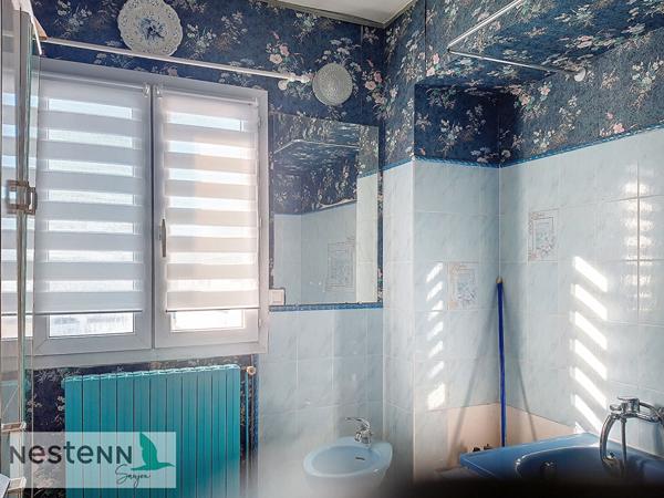 Maison à vendre en plein centre de Saint Sulpice de Royan à 10 minutes des plages de Royan.