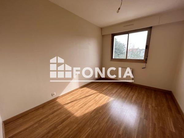 Location Appartement 3 pièces 57.26 m² - 35 RUE TOLSTOI Issy-les-moulineaux 92130