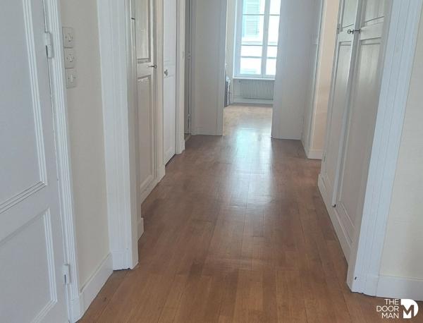 Appartement - À vendre - 70 m² - SAINT-GERMAIN-EN-LAYE | The Door Man