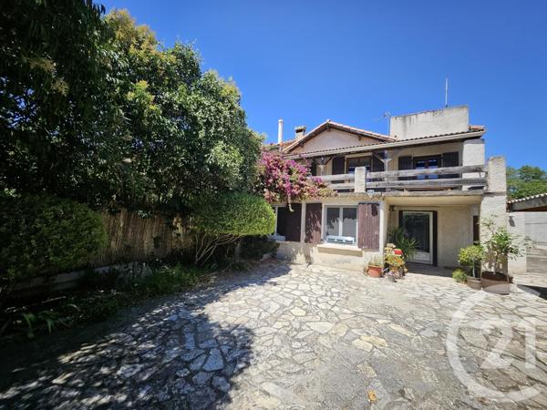 Maison à vendre  4 pièces - 111 m2 PLAN DE CUQUES - 13