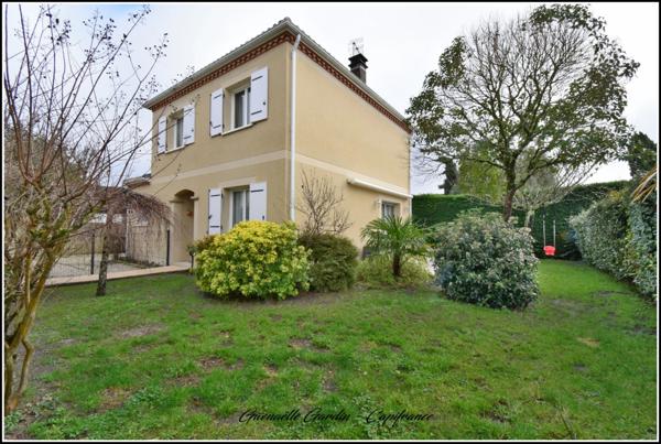 LE HAILLAN centre - maison 5 pièces avec jardin et garage