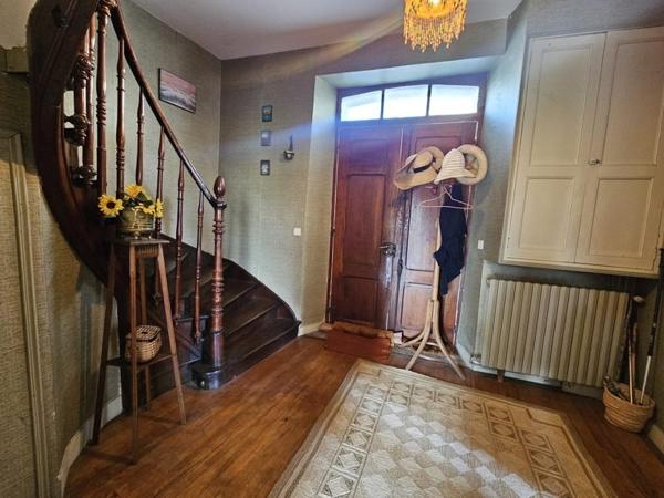 Maison à vendre 161 000 € Saint-Laurent-de-Neste 8 p 201 m² DPE G