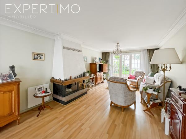 Issy-les-Moulineaux (92130) Maison 140 m² avec 4 chambres