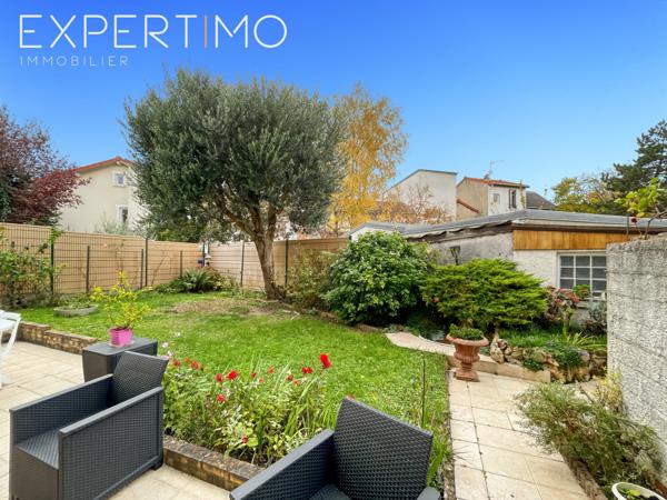 Issy-les-Moulineaux (92130) Maison 140 m² avec 4 chambres