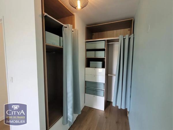Appartement à louer 3 pièces 82.69m² Croix (59170)