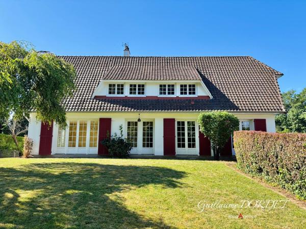 Maison à ARQUES-LA-BATAILLE, 76880 - 5 pièces 150m²