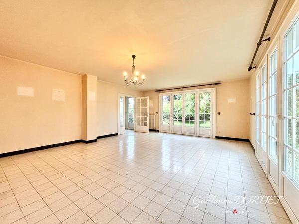 Maison à ARQUES-LA-BATAILLE, 76880 - 5 pièces 150m²