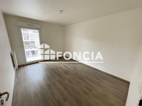 Location Appartement 3 pièces 56.7 m² - BATIMENT B Clichy 92110