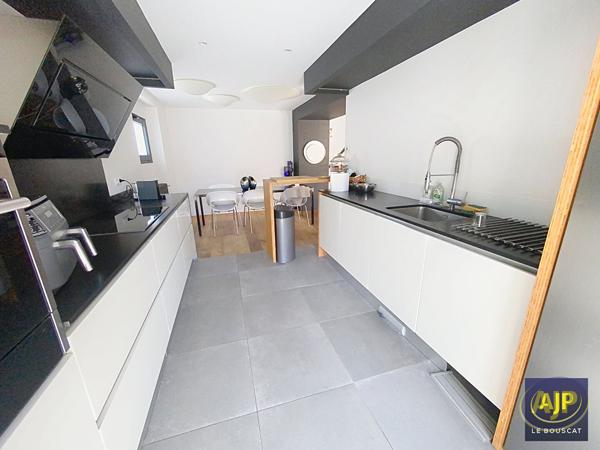 Maison à vendre Le Bouscat - 5 pièces, 175m² avec 3 chambre(s) à 849 000€ - AJP Immobilier Le Bouscat