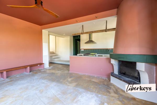 Appartement duplex à l'esprit maison avec terrasse de 40 m² et studio indépendant – Hyères Godillot
