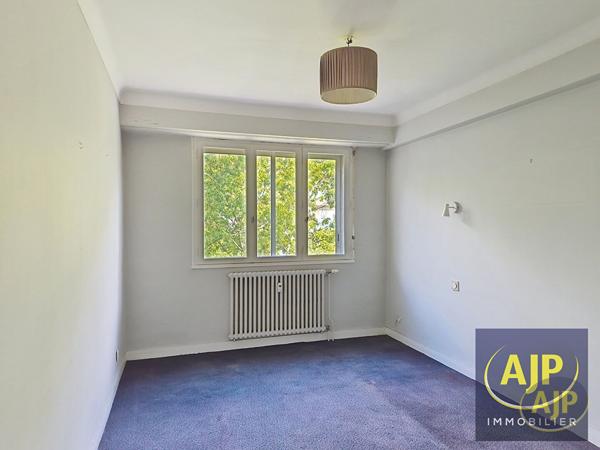 Appartement à vendre Nantes - 4 pièces, 86m² avec 2 chambre(s) à 265 000€ - AJP Immobilier Nantes Rond-Point de Rennes