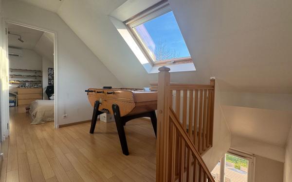 Maison à vendre    8 pièces • 166 m2 Pontault-Combault