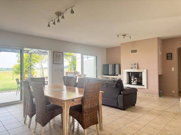 Maison traditionnelle Cozes 148 m²