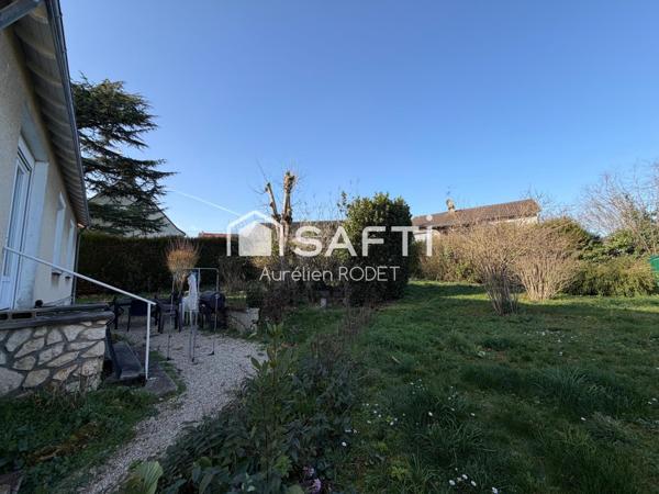 Maison sur sous sol intégral.