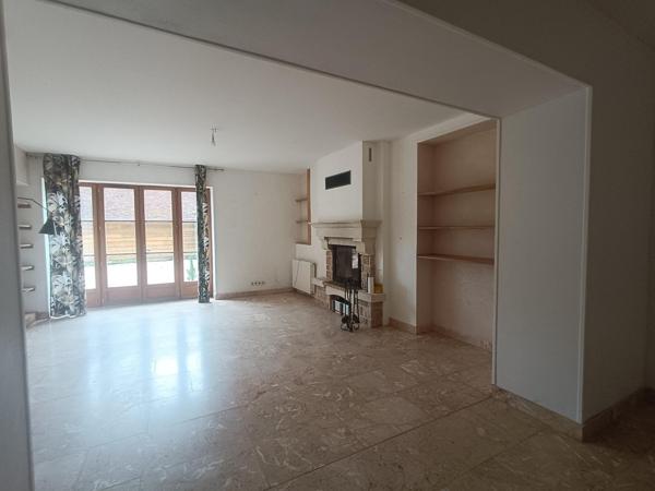 Maison de 1837 en très bon état parfaite pour une famille