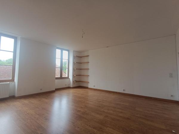 Maison de 1837 en très bon état parfaite pour une famille