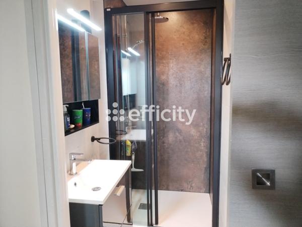 Appartement
         4 pièces
        - 92 m² Exclusivité 356 000 € *