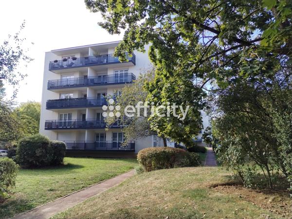 Appartement
         4 pièces
        - 92 m² Exclusivité 356 000 € *