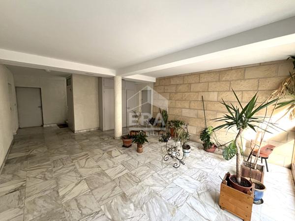 Appartement Sainte Foy La Grande intra-muros 76m² habitables 3 pièce(s) et garage