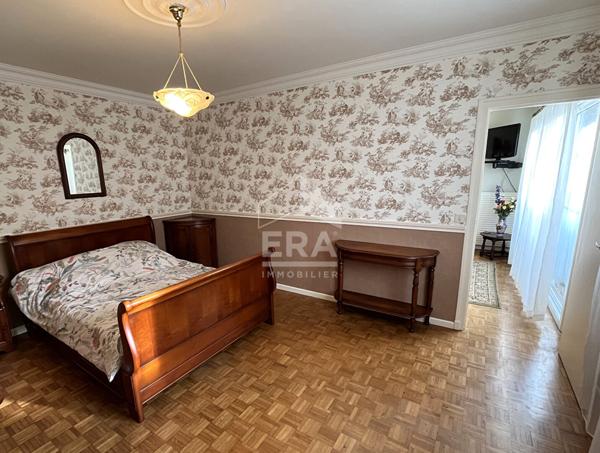 Appartement Sainte Foy La Grande intra-muros 76m² habitables 3 pièce(s) et garage