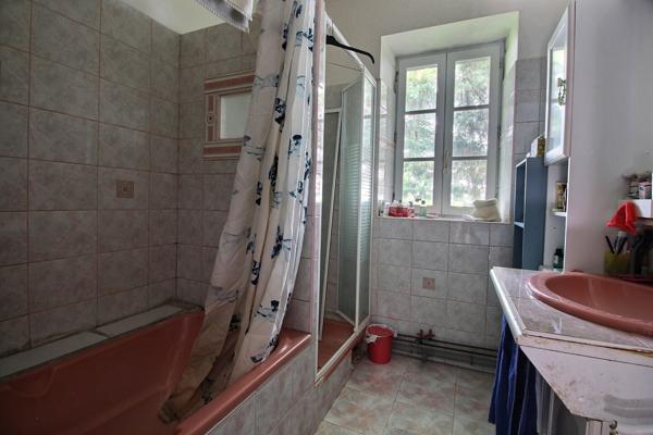 Ensemble immobilier à rénover