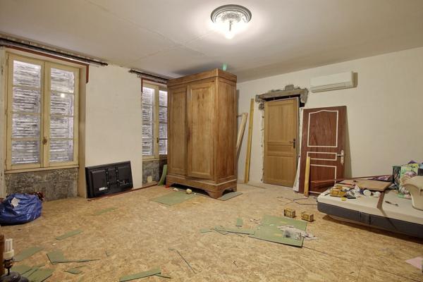 Ensemble immobilier à rénover