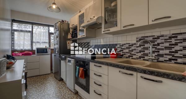 À vendre Appartement 3 pièces 77.13 m² - Villejuif 94800