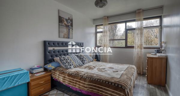 À vendre Appartement 3 pièces 77.13 m² - Villejuif 94800