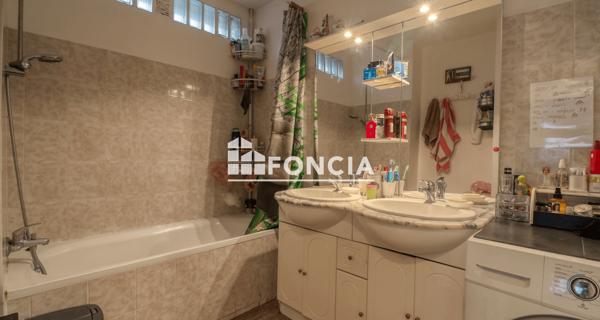 À vendre Appartement 3 pièces 77.13 m² - Villejuif 94800