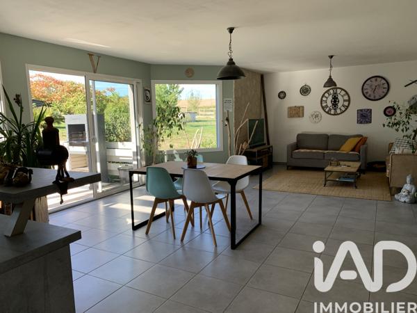 Maison à vendre 4 pièces 104 m² Saint-Julien-Innocence-Eulalie