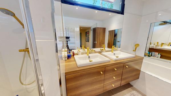 Maison d'exception CAEN 7 pièce(s)