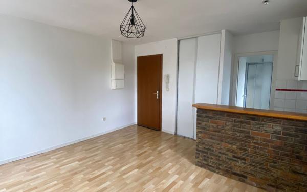 Appartement à louer    1 pièce •  Strasbourg