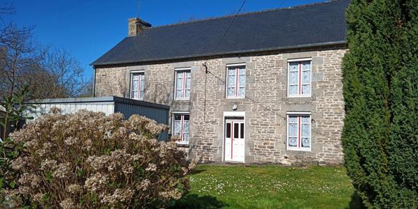 COTES D'ARMOR Gomené Belle maison en pierres de 5 chambres à la campagne et 1800m2
