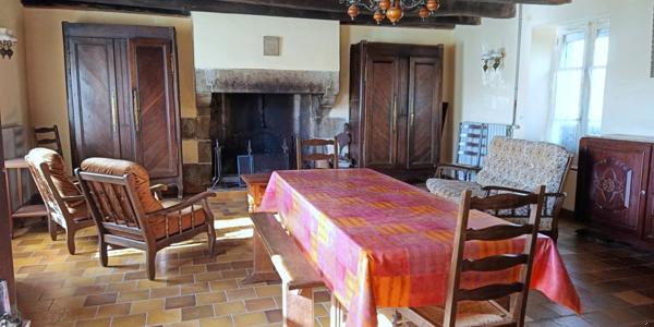 COTES D'ARMOR Gomené Belle maison en pierres de 5 chambres à la campagne et 1800m2
