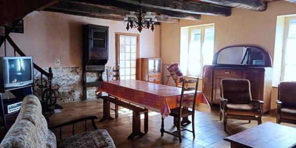 COTES D'ARMOR Gomené Belle maison en pierres de 5 chambres à la campagne et 1800m2