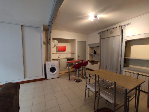 LIMOGES T1 MEUBLÉ DE 36 m² , Limoges